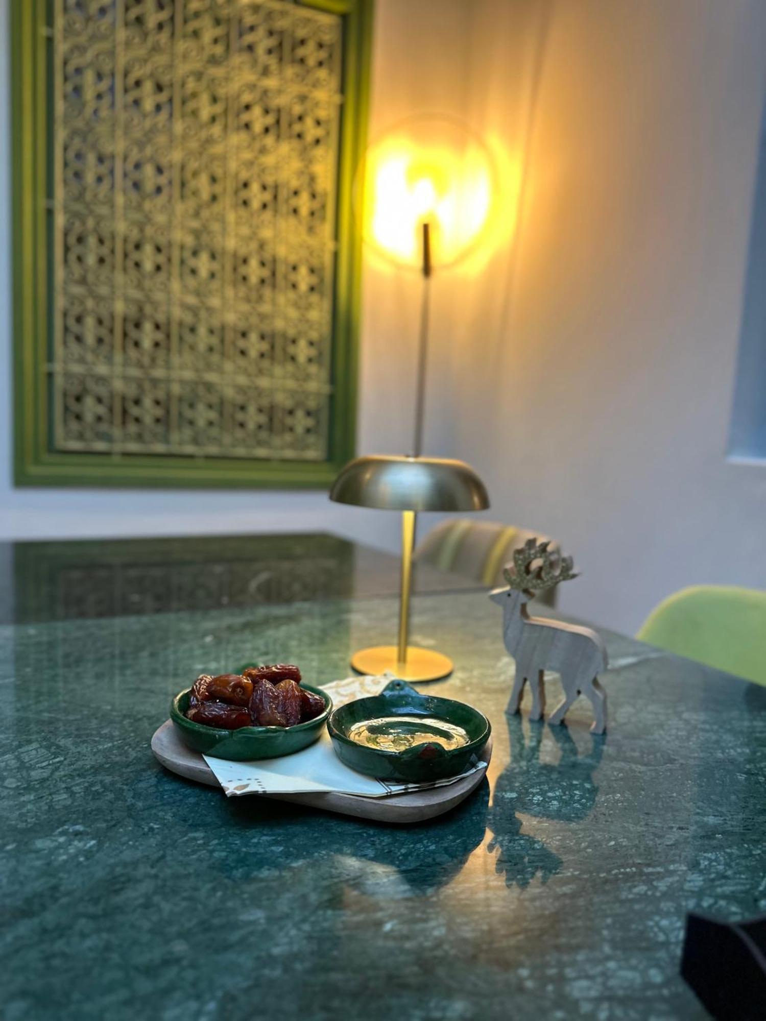 Riad Dar Adal Exclusivite 2 A 6 Personnes Petit Dejeuner Compris Place Jemaa El Fna Marrakesh Exterior photo